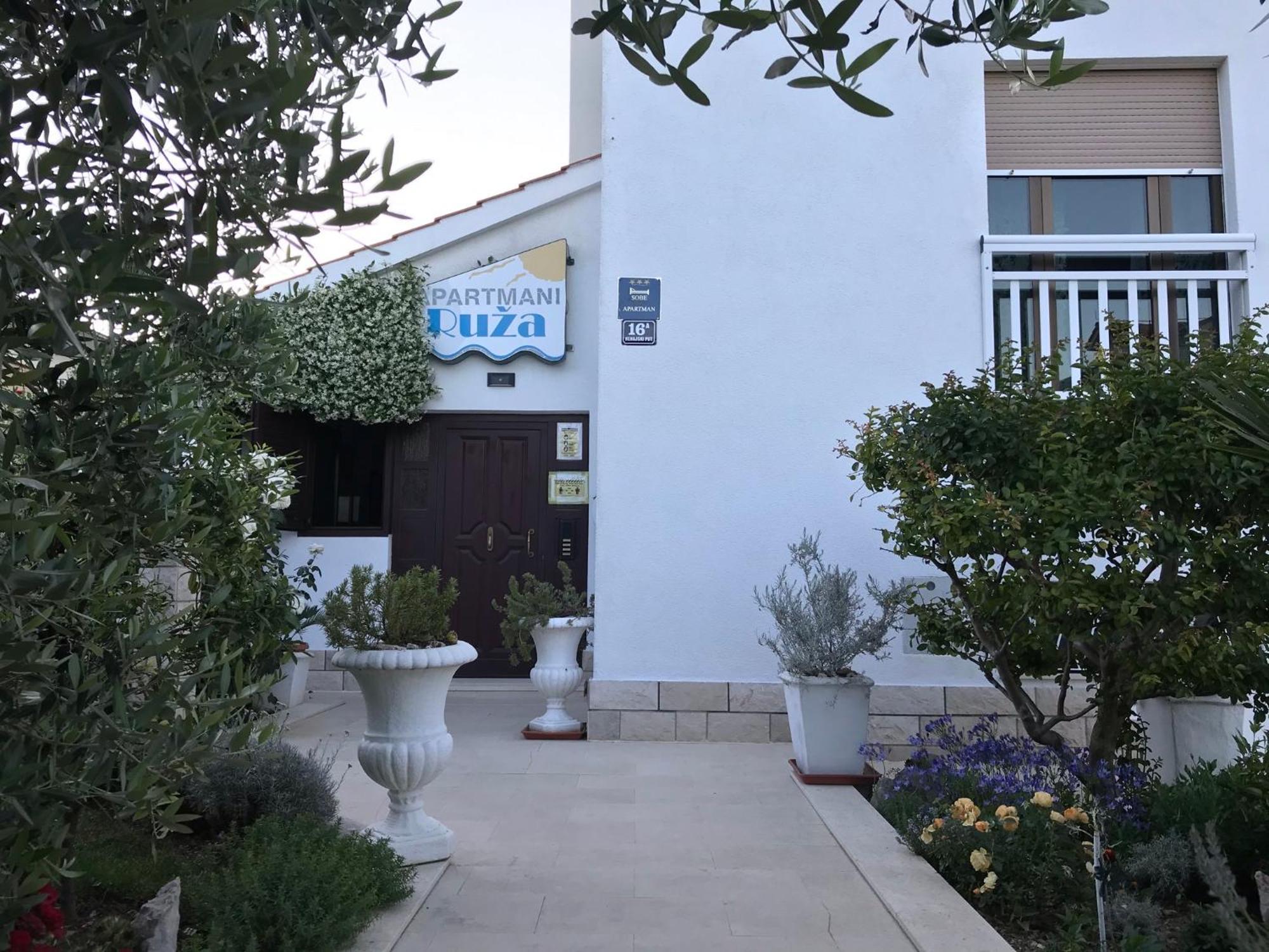 Apartments Ruza Kaštela Εξωτερικό φωτογραφία