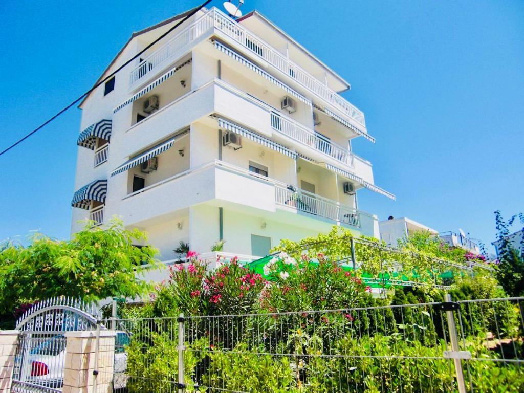 Apartments Ruza Kaštela Εξωτερικό φωτογραφία